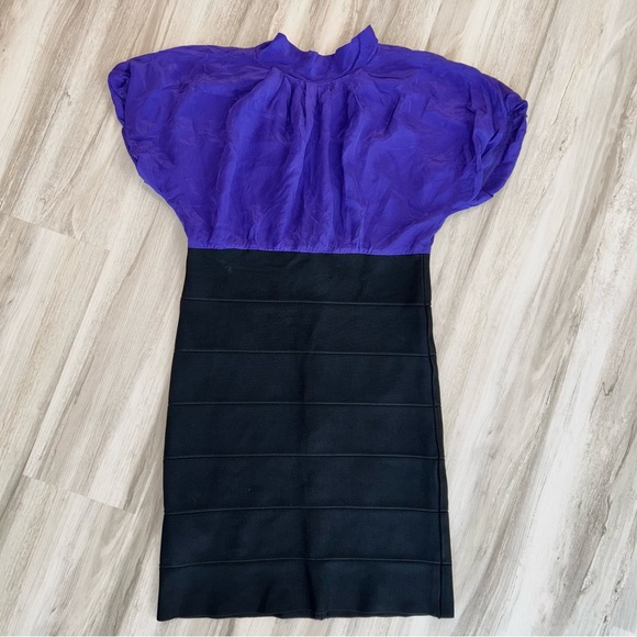 BCBGMaxAzria Dresses & Skirts - BCBGMaxAzria bodycon Dress